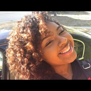 Meet your Posher, Karizma